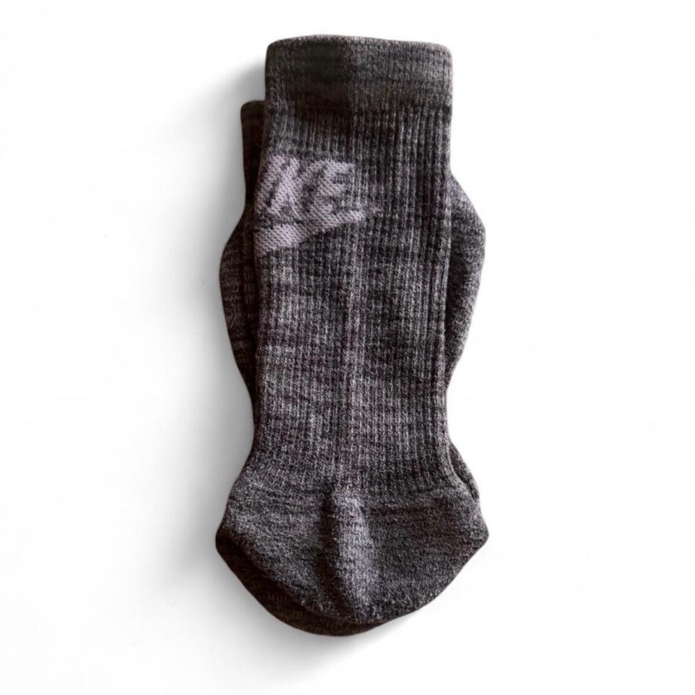 Nike Boys Performance Crew Sock - Grey Heather - Medium NWOT